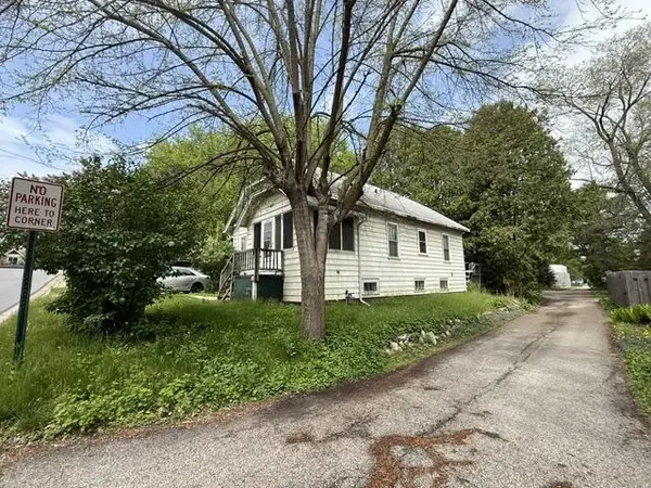 1007 HASTINGS ST, Green Bay, WI 54301