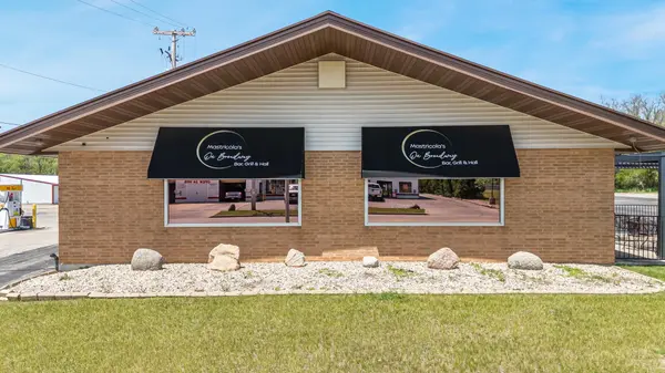 689 BROADWAY ST, Berlin, WI 54923-1301