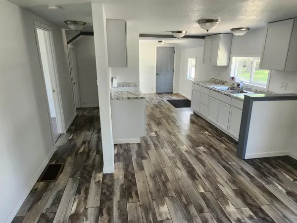 W8035 E CHICAGO RD, Wautoma, WI 54982