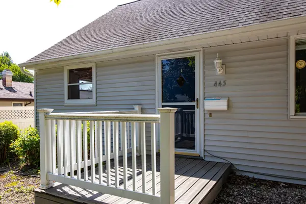 445 GLENVIEW AVE, Combined Locks, WI 54113-1238