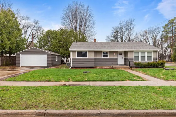 2007 S GLADYS AVE, Appleton, WI 54915