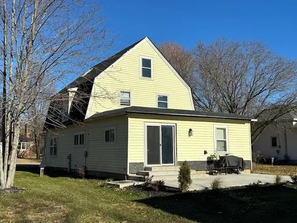 1361 ELM ST, Almond, WI 54909