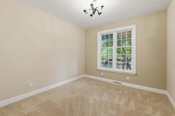 W7974 THOMASWOOD TRL, Fond Du Lac, WI 54937