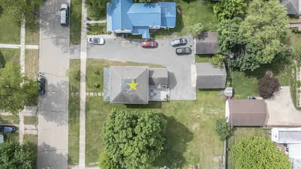 510 S DIVISION ST, Waupaca, WI 54981