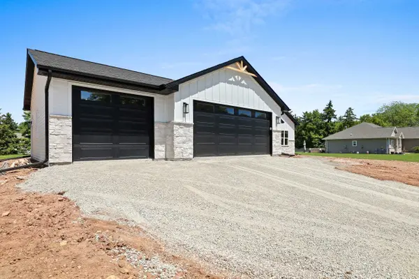 5728 W SPENCER ST, Appleton, WI 54914