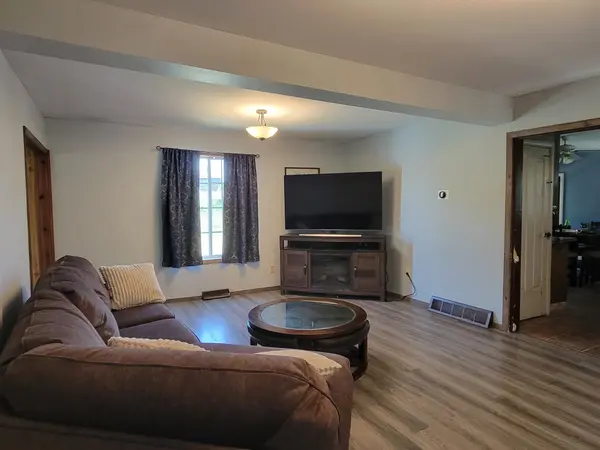 390 WATER ST, Iola, WI 54945-9702