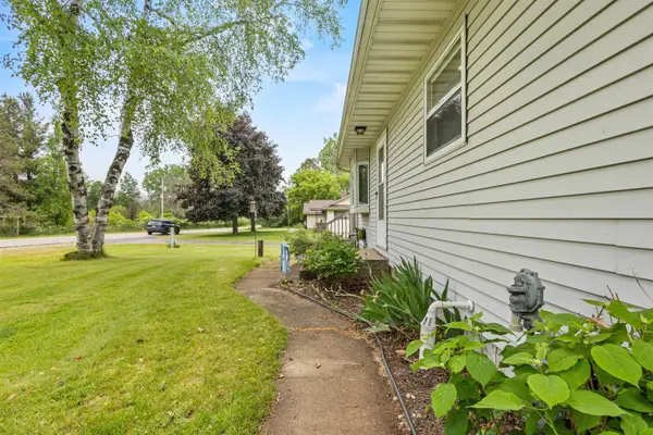W6536 W 38TH AVE NO. 1.25, Menominee, MI 49858