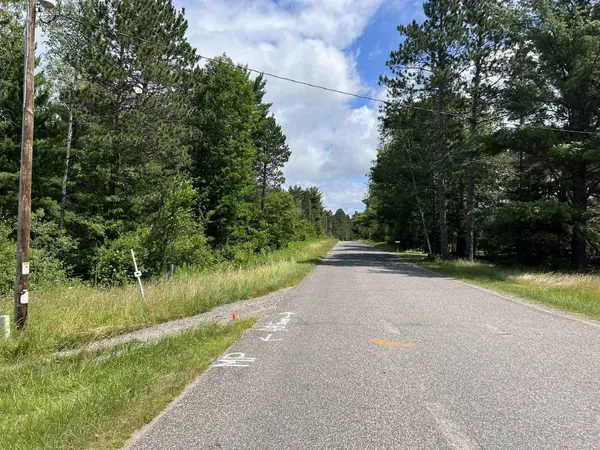 US 141 HWY, Crystal Falls, MI 49920
