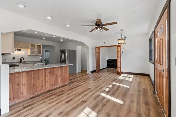 1411 SCHOOL ST, Two Rivers, WI 54241
