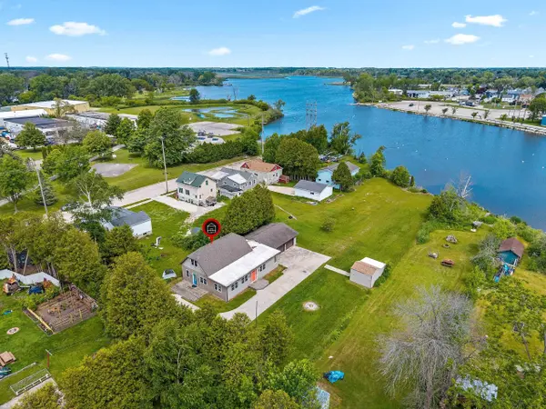 1411 SCHOOL ST, Two Rivers, WI 54241