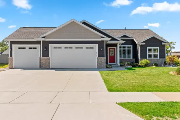 606 W 3RD ST, Shawano, WI 54166