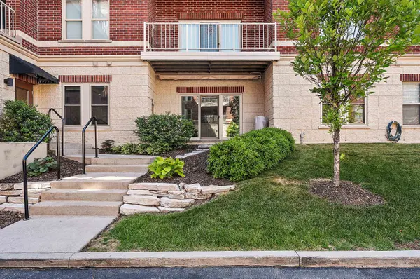 118 S WASHINGTON ST #114B, Green Bay, WI 54301-0000