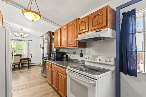 1602 THORNTON DR, Oshkosh, WI 54904
