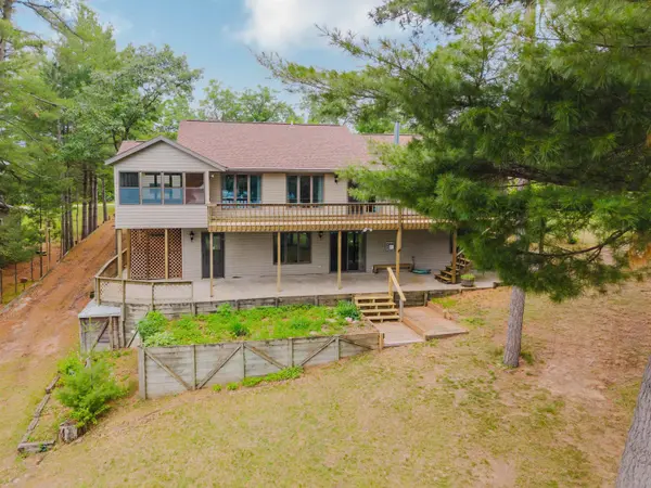 N2804 COUNTY ROAD Y, Clintonville, WI 54929