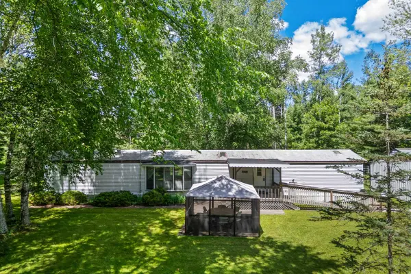W6133 RECTOR RD, Wausaukee, WI 54177