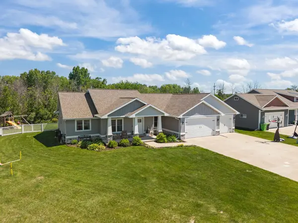 N8231 BIG LAKE CT, Sherwood, WI 54169
