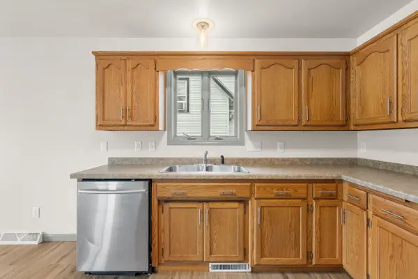2009 S 10TH ST, Manitowoc, WI 54220