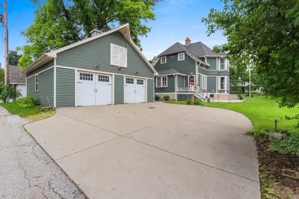 515 N BROADWAY ST, De Pere, WI 54115-2501