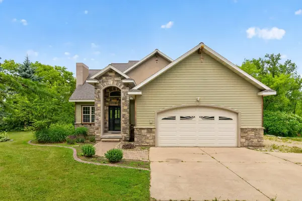 N5532 SPRING CREEK RD, Manawa, WI 54949