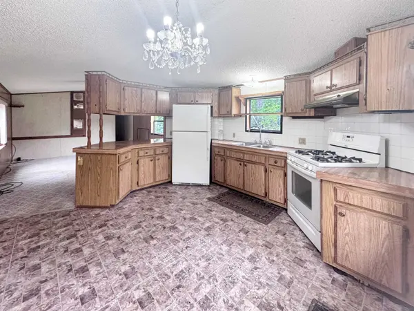 N8771 PINES RD, Wausaukee, WI 54177