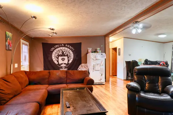 216 ERIE AVE, Oconto, WI 54153