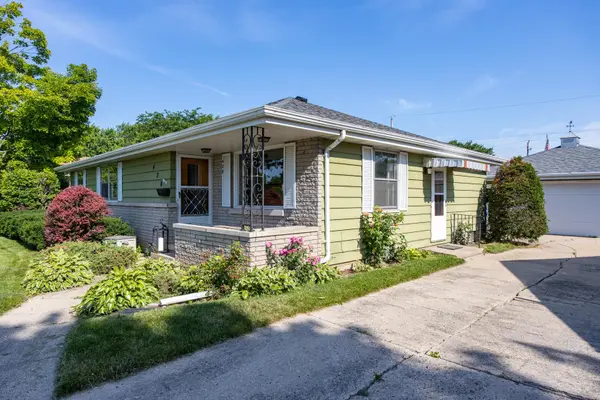 420 W LINDBERGH ST, Appleton, WI 54911
