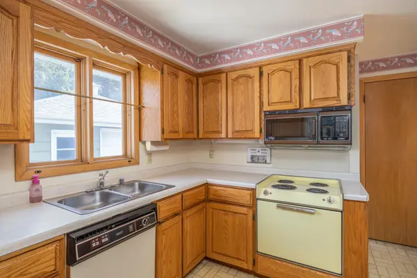 420 W LINDBERGH ST, Appleton, WI 54911