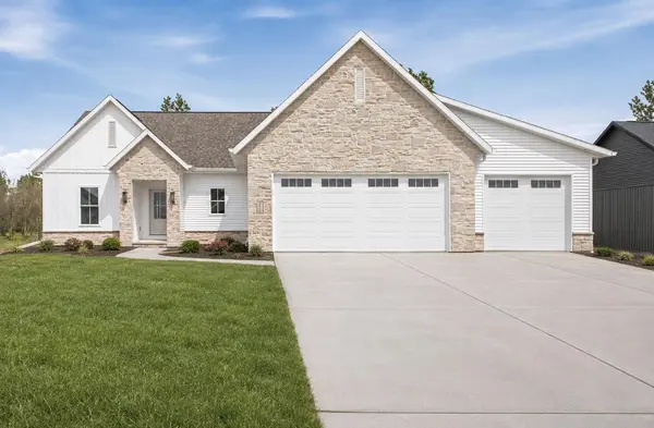 3741 EDWINA DR, De Pere, WI 54115
