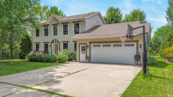 590 BROOKFIELD BLVD, Fond Du Lac, WI 54935
