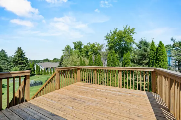 N1838 HYACINTH CT, Greenville, WI 54942