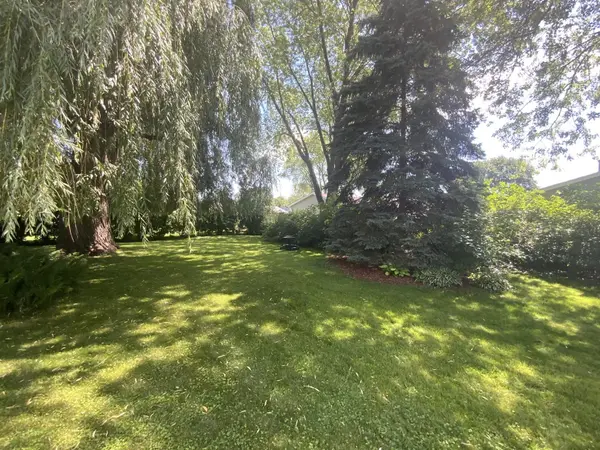 1129 ALVA ST, Menasha, WI 54952