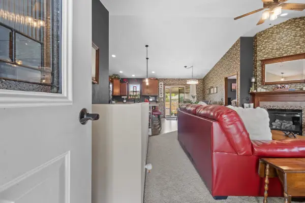 1427 ANTHEM DR, Neenah, WI 54956