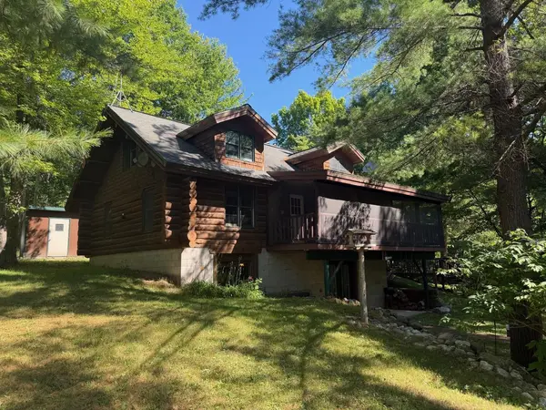 W5445 LOOMIS RD, Porterfield, WI 54159-9441