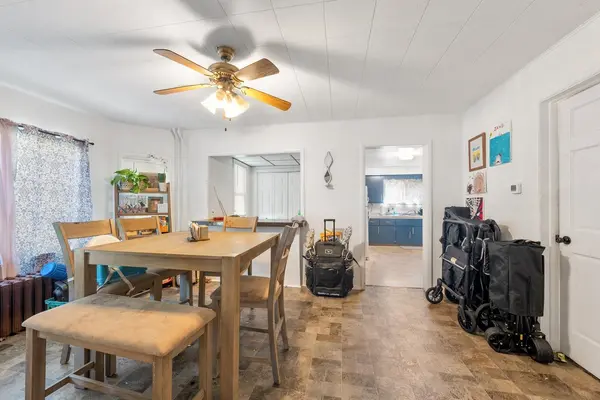 704 W PICNIC ST, Shawano, WI 54166-2826