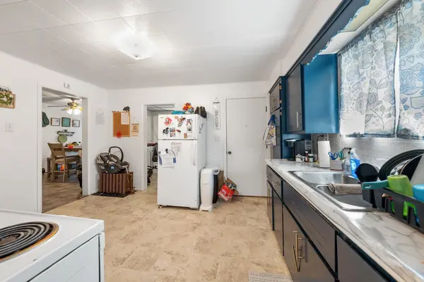 704 W PICNIC ST, Shawano, WI 54166-2826