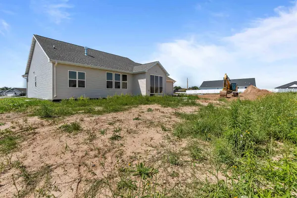 2386 SCHEURING RD, De Pere, WI 54115