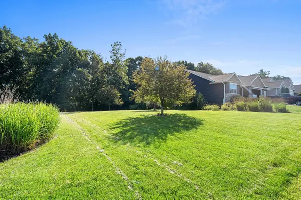 3329 LARGO RIDGE DR, Green Bay, WI 54311