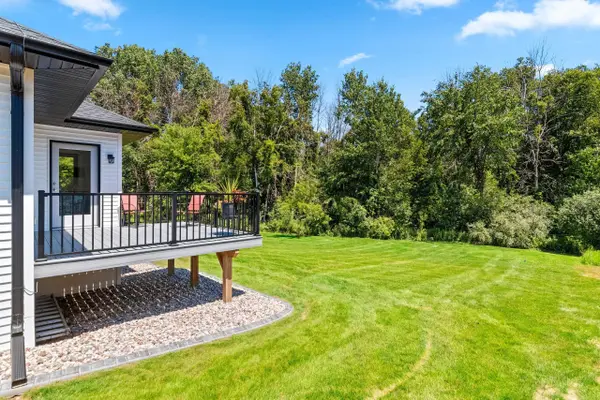 2685 CHAMBERS XING, Green Bay, WI 54313-8833