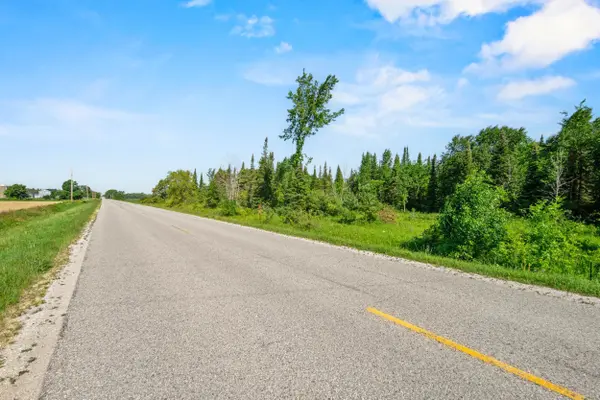 8862 COUNTY HWY J, Forestville, WI 54213
