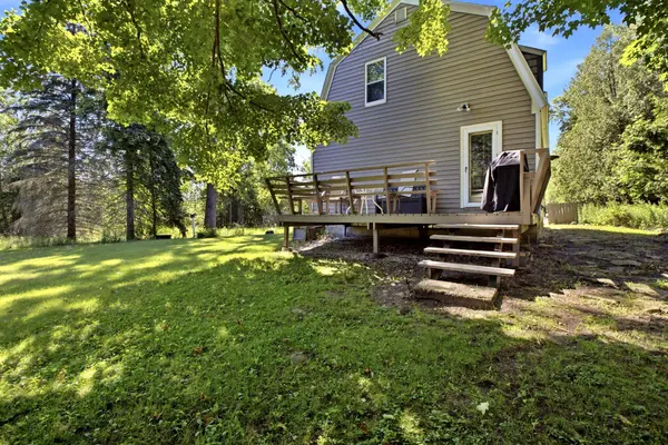 5650 LAKE LN, Sturgeon Bay, WI 54235