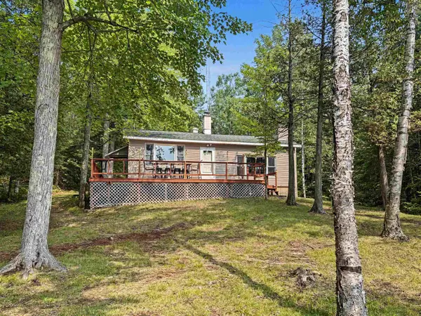 17725 MUNGER LAKE LN, Lakewood, WI 54138