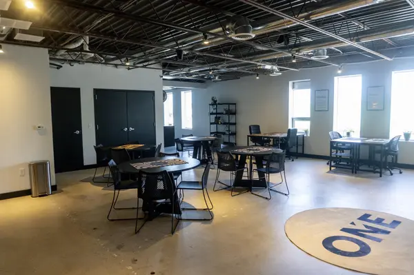 3003 W COLLEGE AVE, Appleton, WI 54914