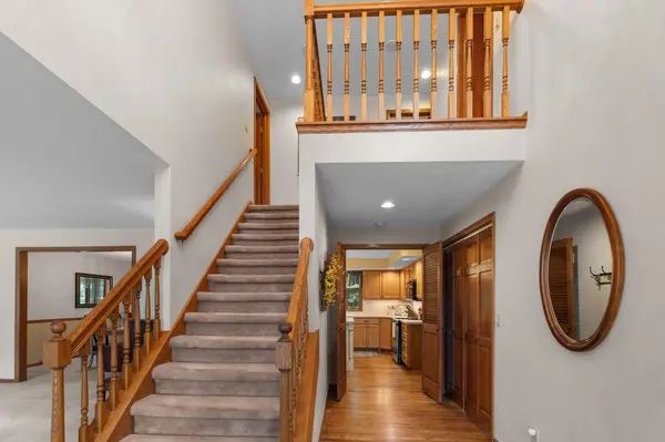 1511 S REBECCA LN, Appleton, WI 54915