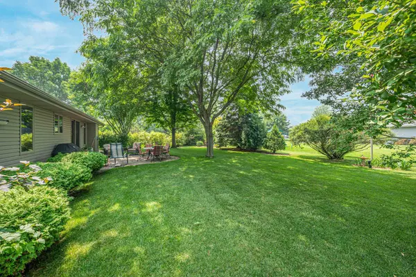 N9539 CHADBURY LN, Appleton, WI 54915