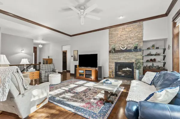 1841 MARTINGALE LN, Neenah, WI 54956-6382