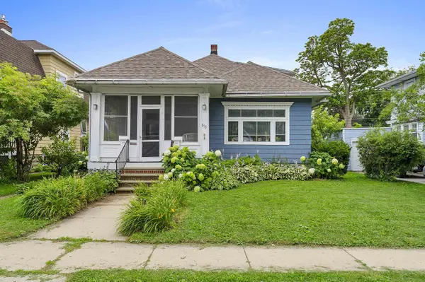 833 OREGON ST, Green Bay, WI 54303-2839
