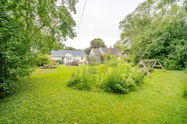 1489 BOYD ST, Allouez, WI 54301