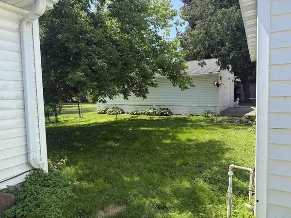 429 WILSON AVE, Green Bay, WI 54303