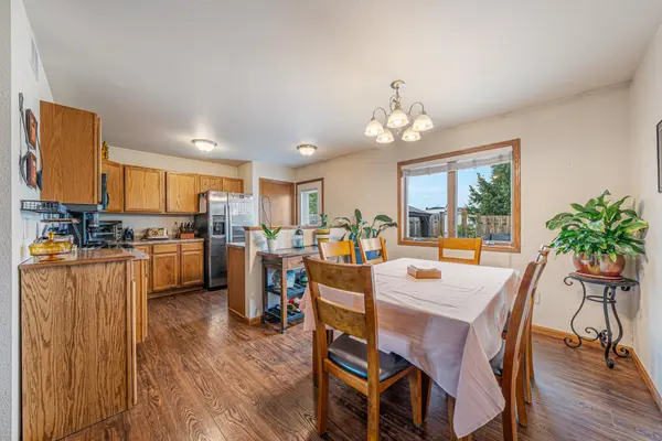 365 LILAC ST, Oshkosh, WI 54902