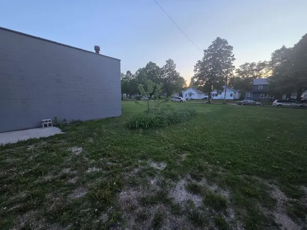 414 N CHESTNUT AVE, Green Bay, WI 54303